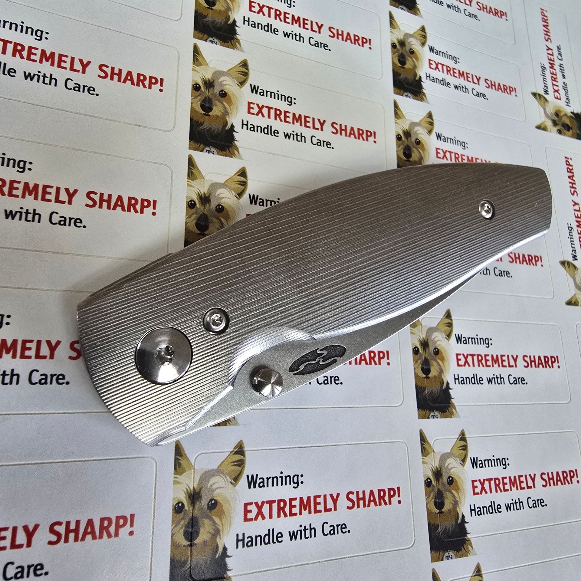 TRM KNIVES NEUTRON 2 PINSTRIPE TITANIUM 3D CPM - 20CV STEEL LINERLOCK FOLDING KNIFE. - SRK KNIVES AND SPORTS INC