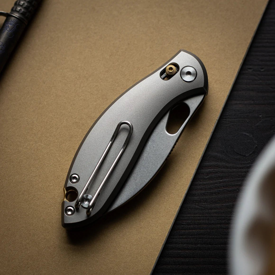 GIANTMOUSE GM13 – STONEWASH S90V HAWKBILL BLADE – ORANGE PEEL TITANIUM HANDLE – CROSSBAR LOCK – LIMITED TO 400 PIECES - MADE IN CHINA