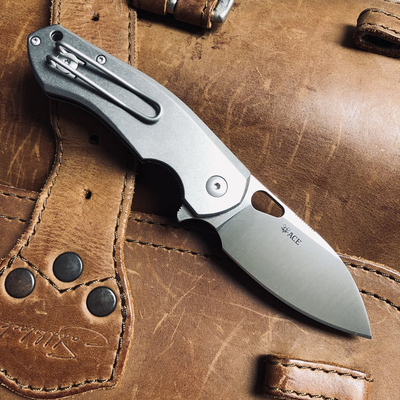 GIANT MOUSE ACE KNIVES BIBLIO TI SATIN BLADE M390 STEEL FOLDING KNIFE.