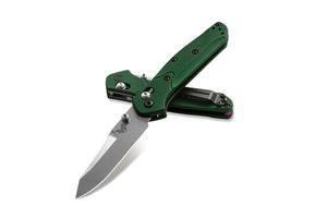 BENCHMADE 945 MINI OSBORNE S30V STEEL REVERSE TANTO GREEN HANDLE FOLDING KNIFE