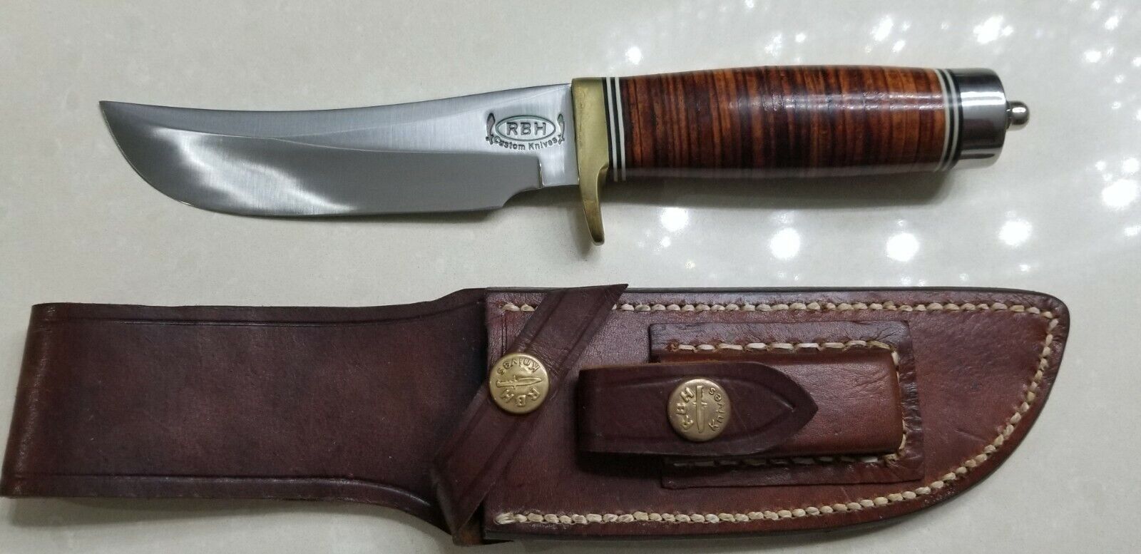 RBH CUSTOM KNIVES FIXED BLADE KNIFE W/SHEATH. ESTATE SALE